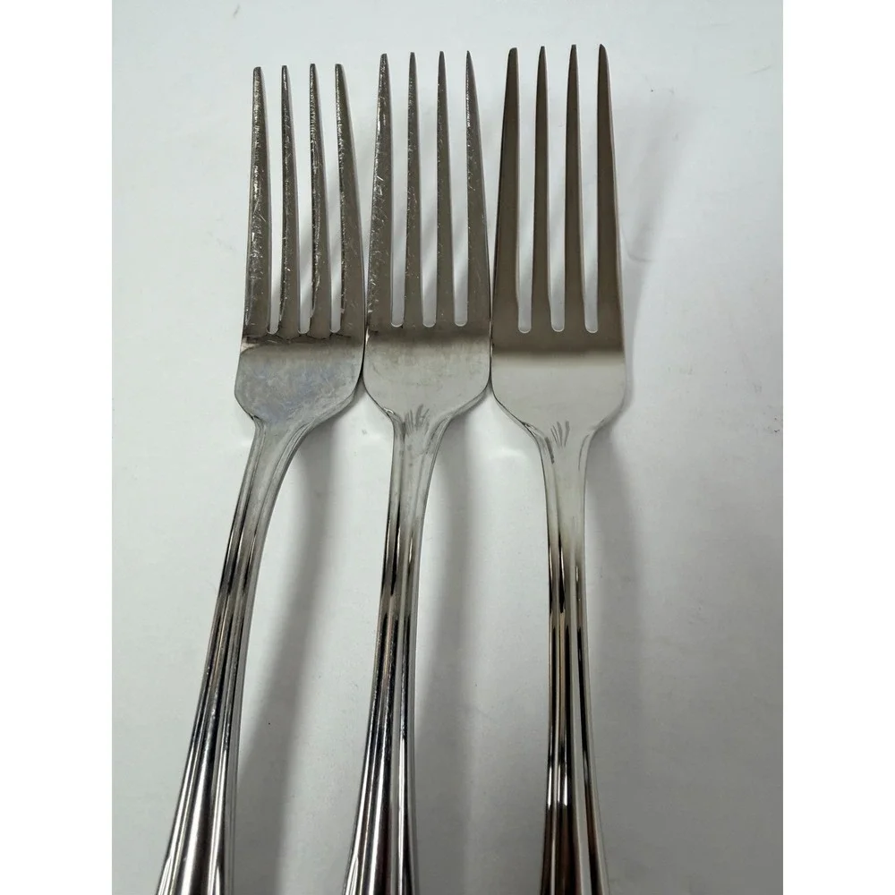 Reed & Barton ground flatware advantage